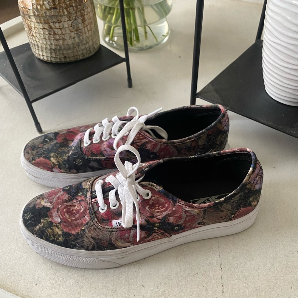 Classic Vans-Roses